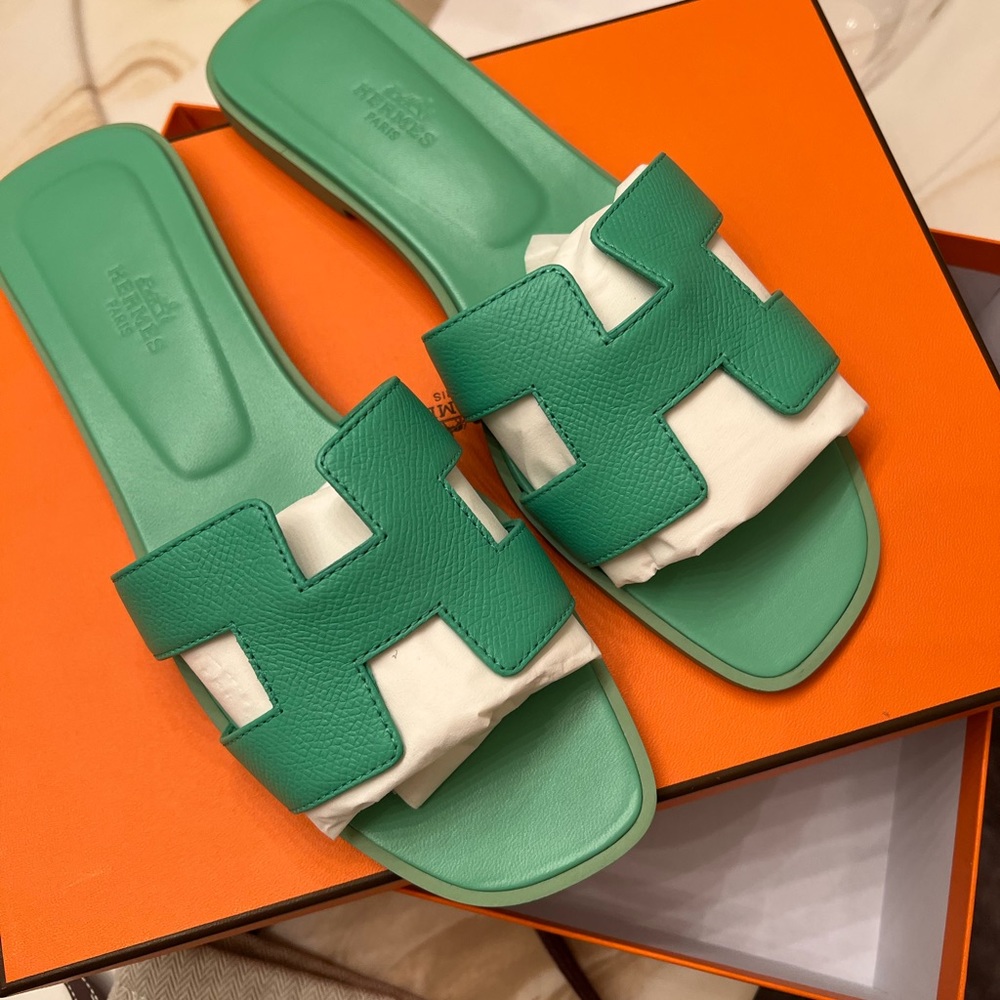 Hermes Oran Sandal Vert Pomme